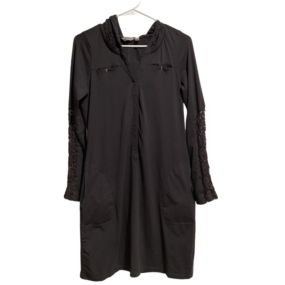 Athleta Gray‎ Long Sleeve Dress with Lace Detail